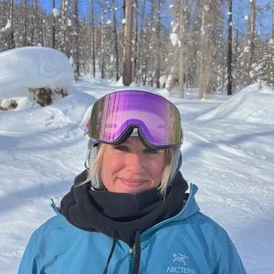 Meet your Posher, Sofia